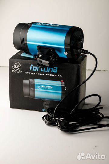 Вспышки Grifon SS-250,300,350 Импульсный моноблок