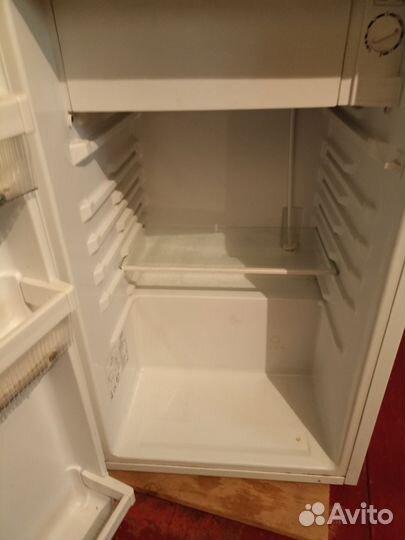 Холодильник hisense