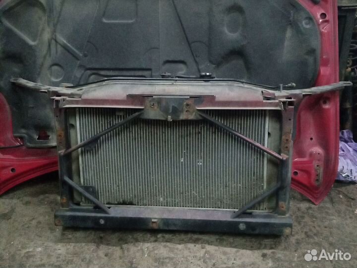 Передняя панель (Телевизор) на Mazda 6 GG автомат