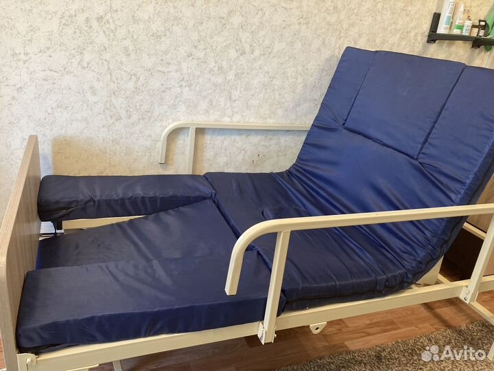 Медицинская кровать