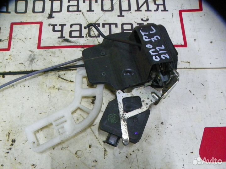 Замок двери задней левой Kia Sportage