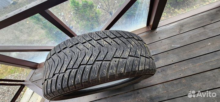 Yokohama Ice Guard IG65 265/50 R20