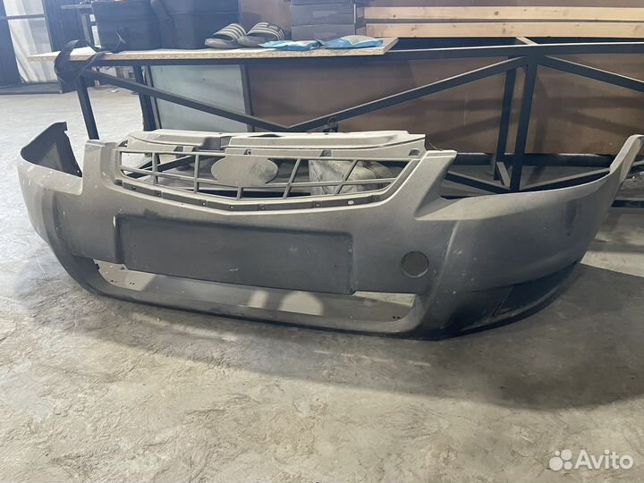 Передний бампер priora