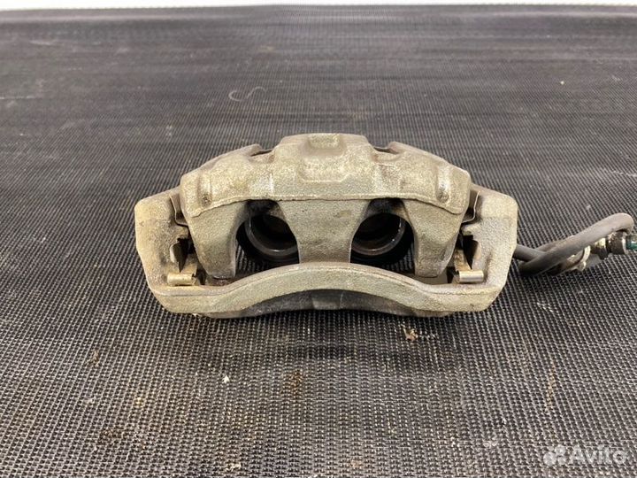 Передний Левый Суппорт на Honda CRV 4 RM 2011-2018