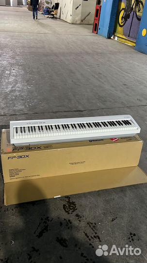 Цифровое пианино Roland FP-30X EU (белое) FP30X