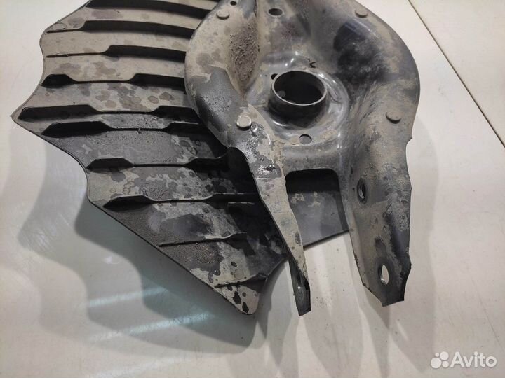 Рычаг подвески (задний, левый) (BMW 3)