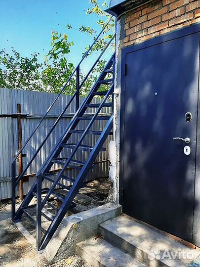 Металлическая входная дверь