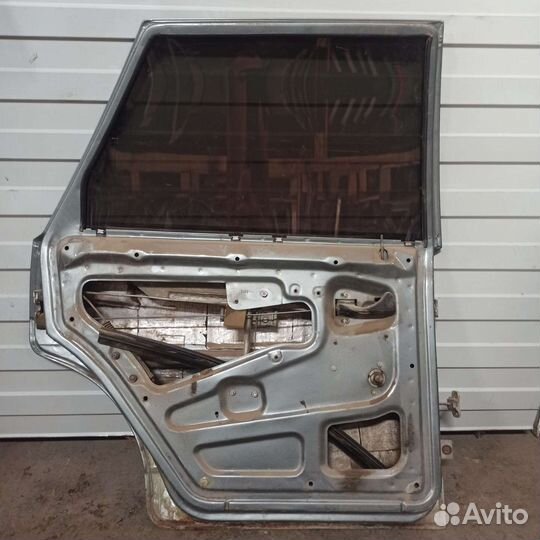 Дверь задняя левая Ваз 2109