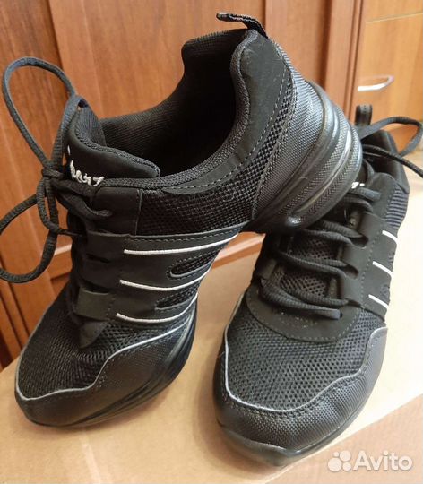 Джазовки кроссовки