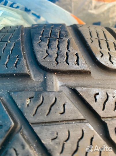 Pirelli Winter Sottozero 3 215/55 R17