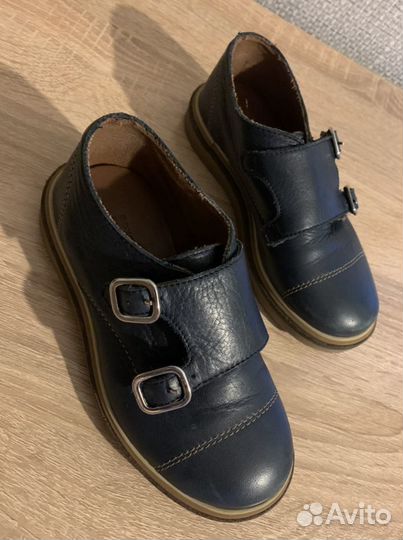 Кожаные туфли zara