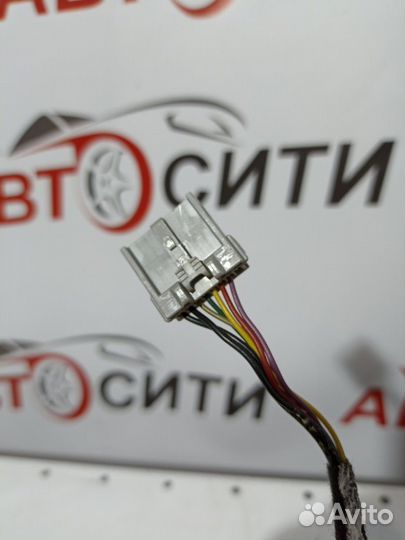 Зеркало заднего вида боковое переднее левое Nissan