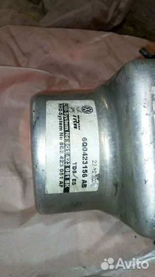 Эгур VAG 6q0423156ab