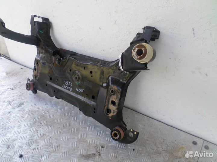 Подрамник Ford Escape 3