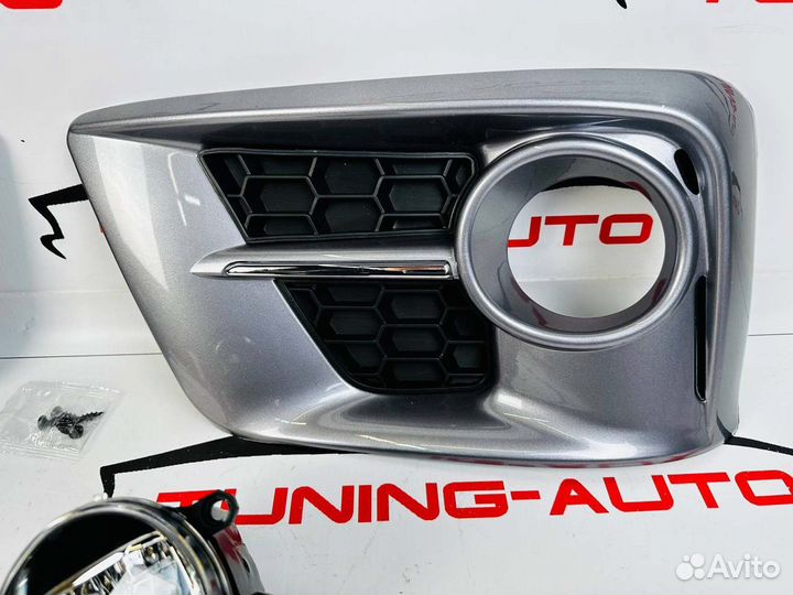 Противотуманные фары Lexus LX570 Z3439