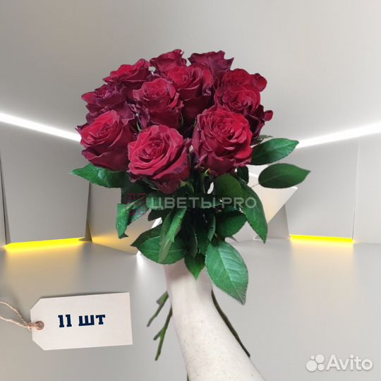 Букет красных роз, Кения, 50см 19 шт