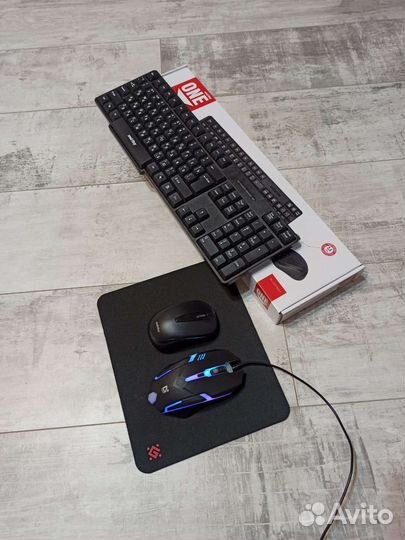 Беспроводная клавиатура и мышь