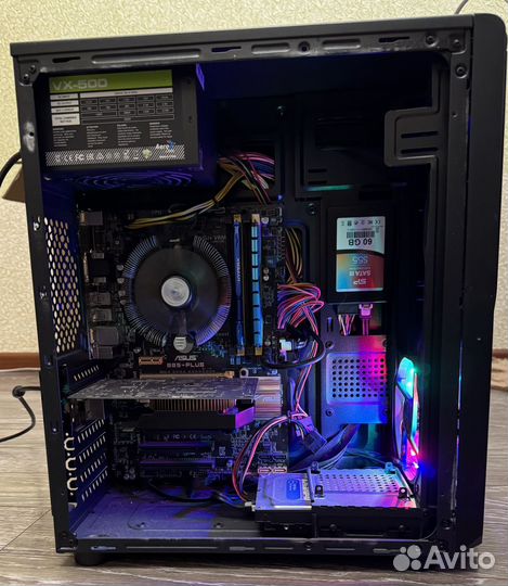 Игровой системный блок с монитором