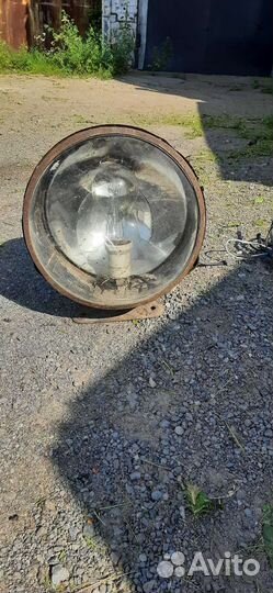 Фонарь прожектор