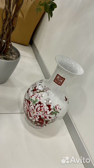 Китайская фарфоровая ваза