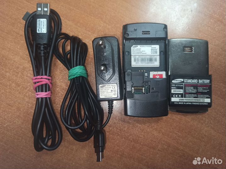 Телефон Samsung SGH-E950
