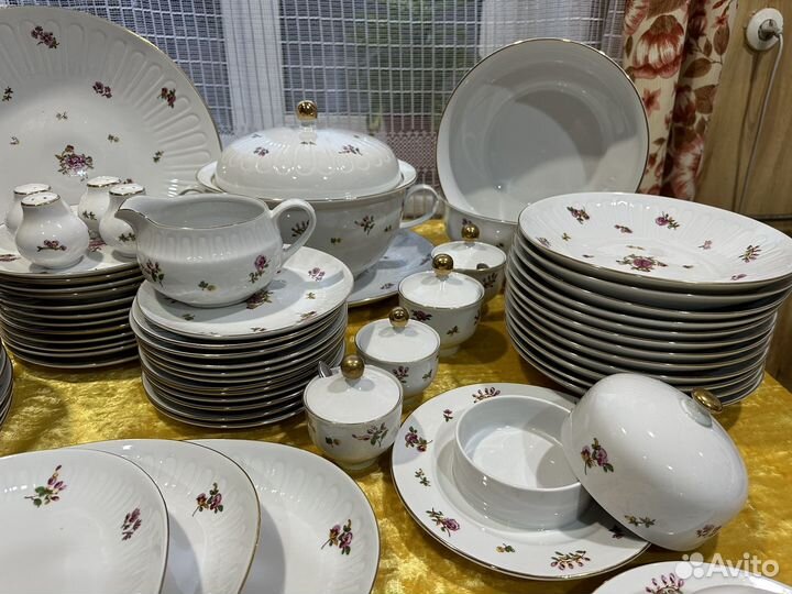 Сервиз столовый Henneberg Porzellan 12 персон