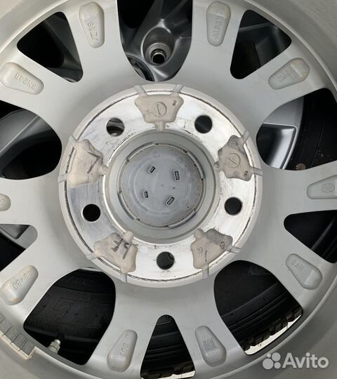 Оригинальные колеса Toyota Land Cruiser 200