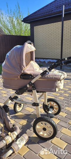Прогулочная коляска 2 в 1