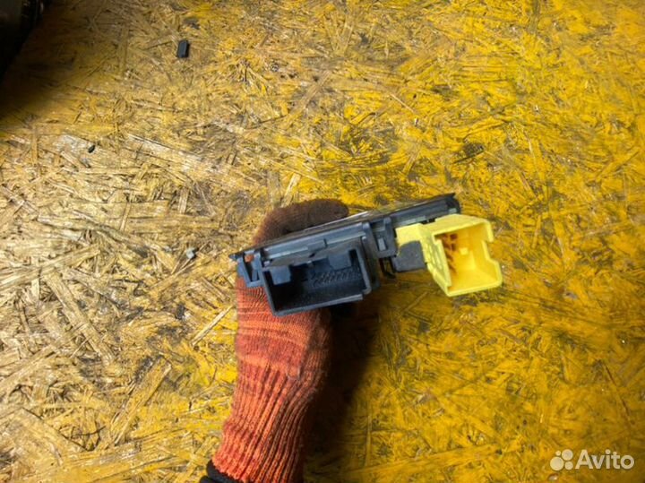 Блок управления подрулевым переключателем