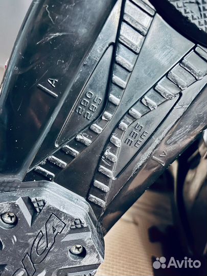 Горнолыжные ботинки 44