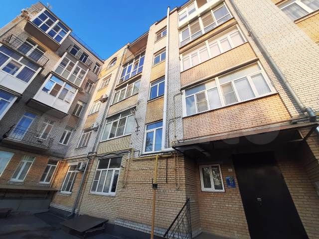 2-к. квартира, 77 м², 5/5 эт.