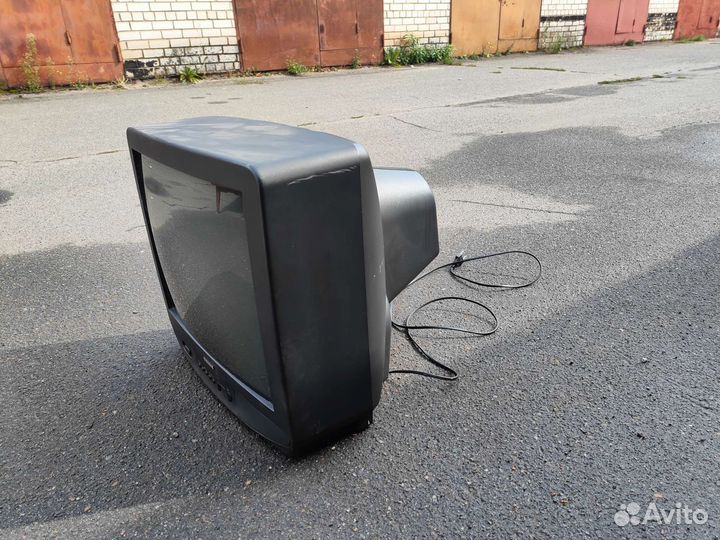 Телевизор samsung