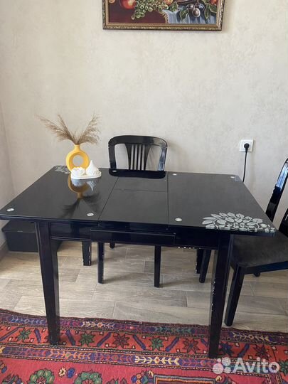 Кухонный стол и стулья бу