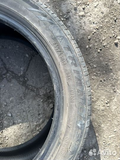 Toyo 310 235/45 R18