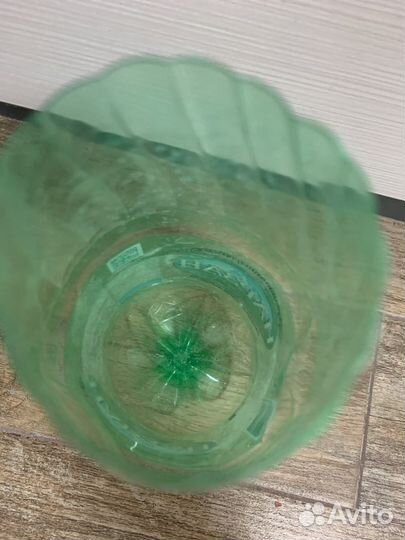 Бутылка нарзан без бошки