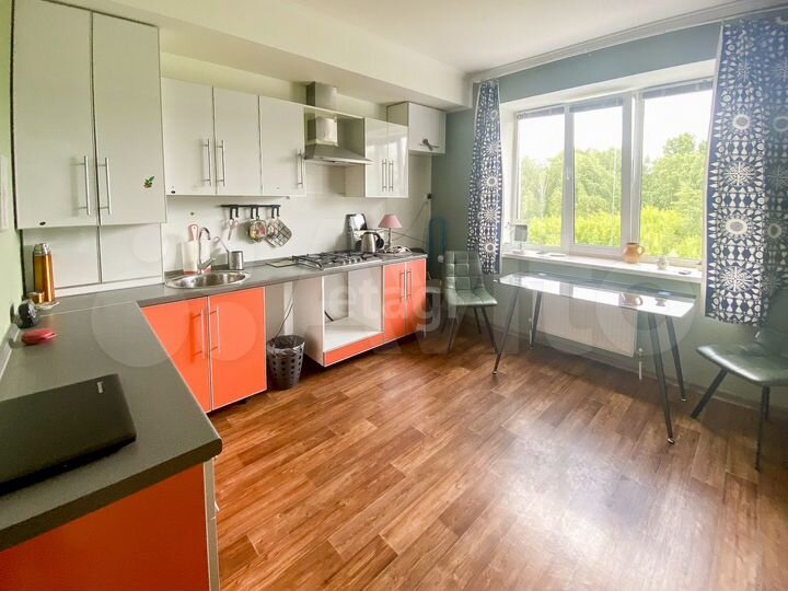 1-к. квартира, 49,1 м², 4/4 эт.