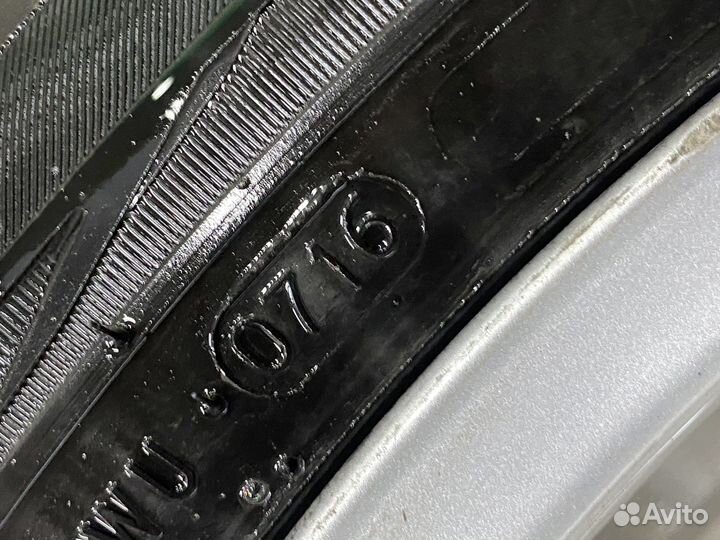 Nokian Tyres Hakkapeliitta R2 SUV 235/55 R19