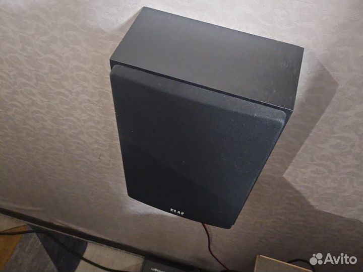 Настенная акустика elac Debut OW4.2