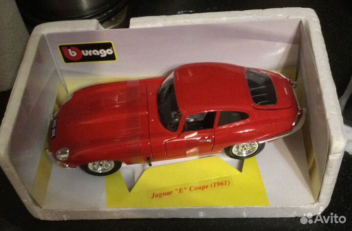 Bburago Jaguar E Coupe 1961 (1:18)