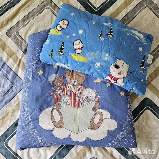 Детское одеяло подушка белье в кроватку