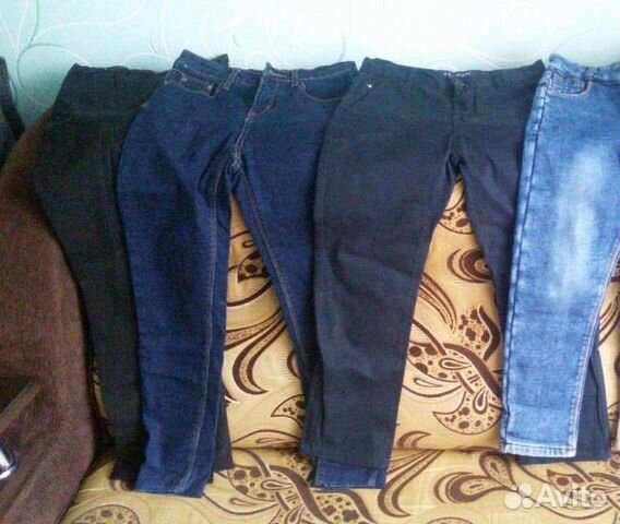 Брюки и джинсы 4 штуки вместе раз 8-9 лет