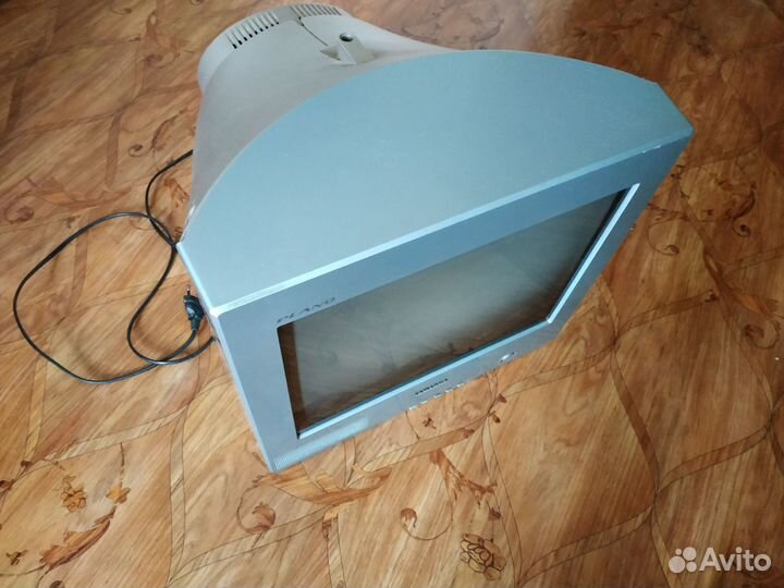 Телевизор Samsung Plano 15
