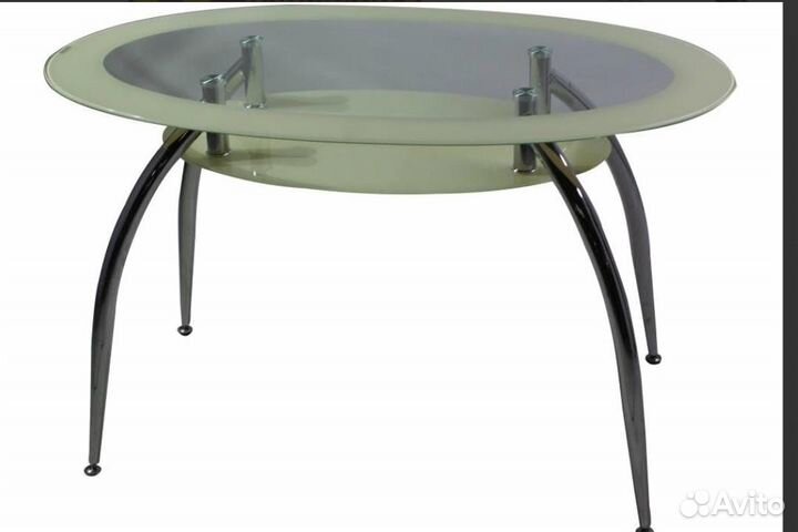 Продам стол кухонный стеклянный овальный