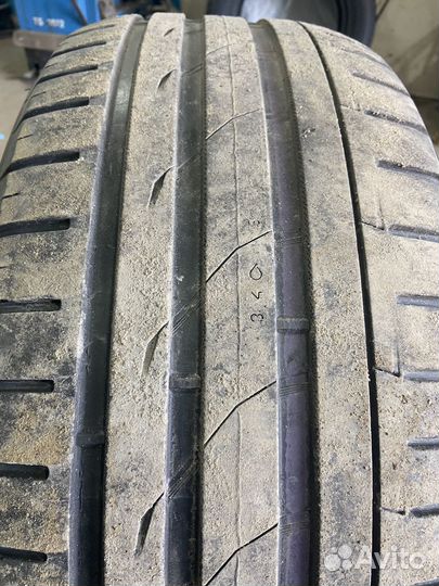 Nokian Tyres Hakka Black SUV 255/60 R18 112V