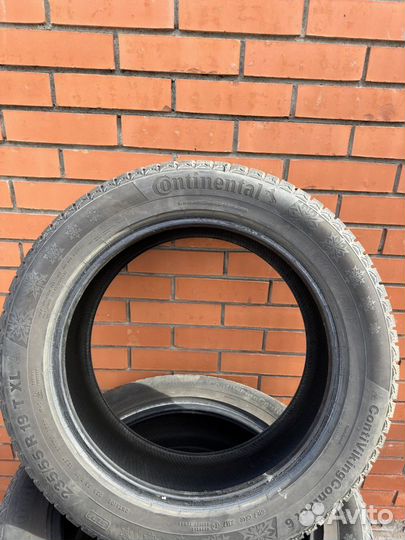 Continental ContiVikingContact 6 235/55 R19 105T