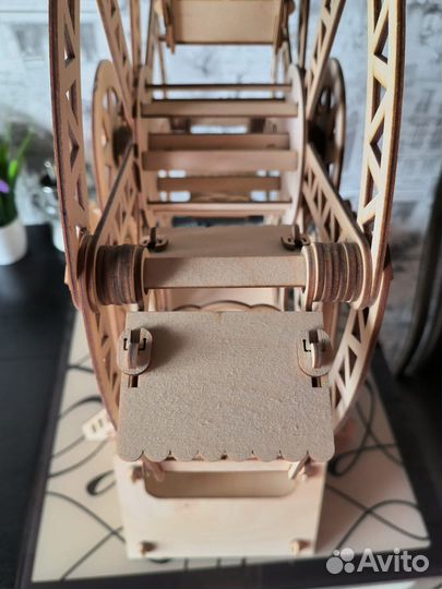 Сборная модель колесо обозрения деревянная