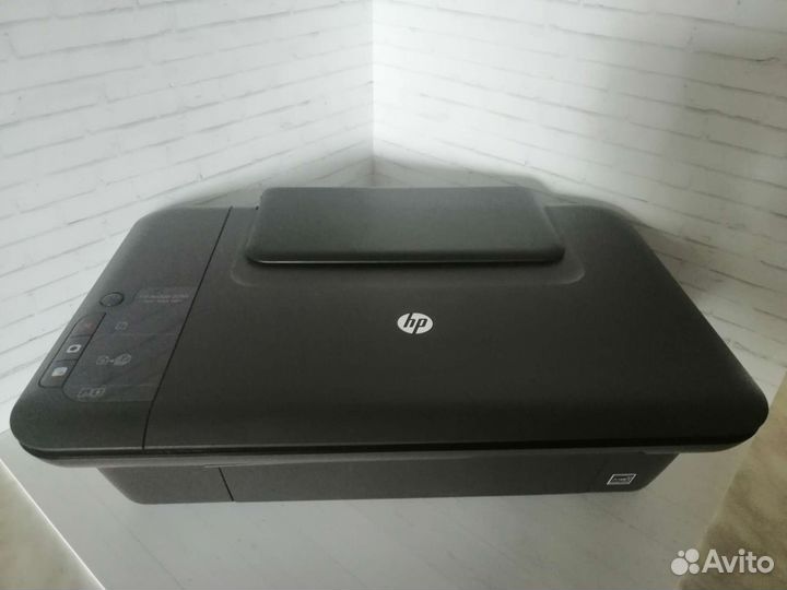 Принтер HP Deskjet 2050