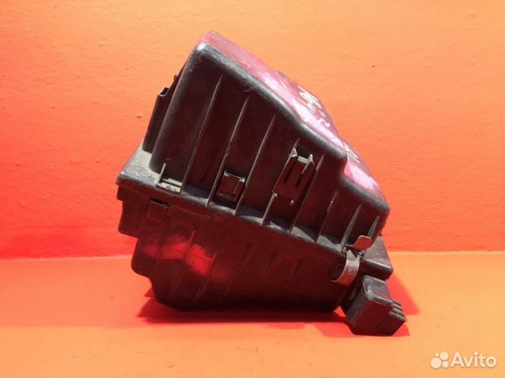 Корпус воздушного фильтра Opel Vectra B Z22SE 2.2L