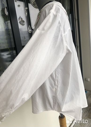 Белая хлопковая рубашка