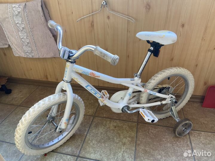 Велосипед GT laguna 16